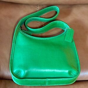 Coach Vintage Leaf Ergo Mini Zip Bag 9020